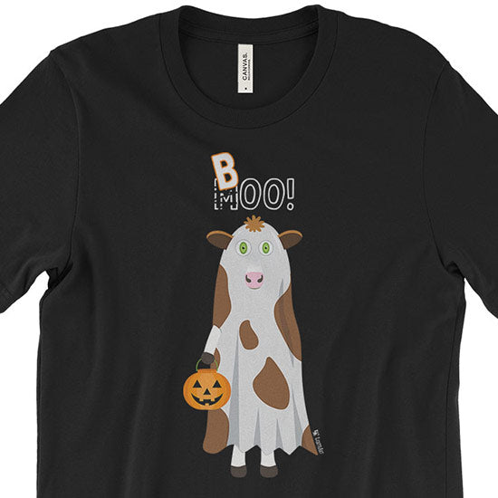 "Trick or Treat" MOO BOO Cow in Ghost Costume Halloween Unisex T-Shirt